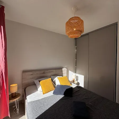 Mini-villa With Swimming Pool In