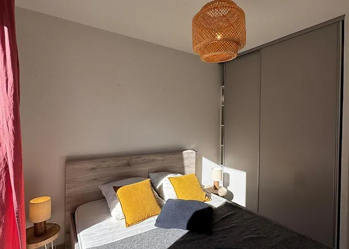 Mini-villa With Swimming Pool In