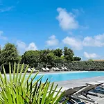 Mini-villa With Swimming Pool In *