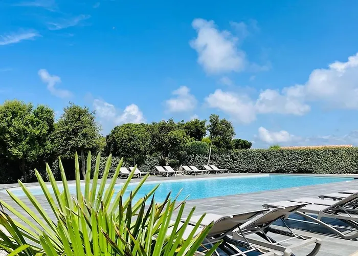 Mini-villa With Swimming Pool In *